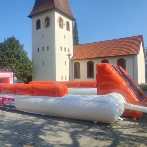 Bild von Burgthann - Menschenkicker aufblasbar
